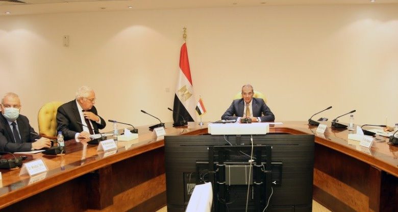 لقاء وزارة الاتصالات مع الجانب الفرنسي عبر الفيديو كونفرانس