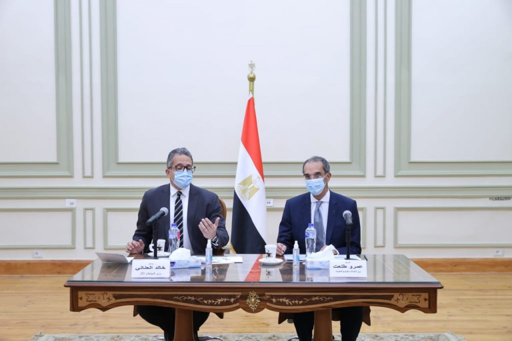 اجتماع وزيرا السياحة والاتصالات