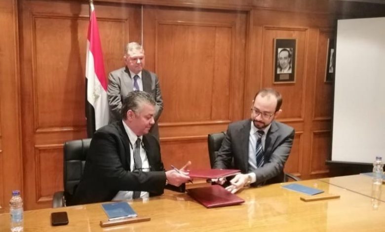 اتفاقية بين وزارة قطاع الأعمال وشركة بشر سوفت