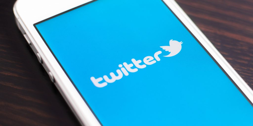عائدات تويتر تقفز 28% في أول ربع لها بعد خروج ترامب من البيت الأبيض