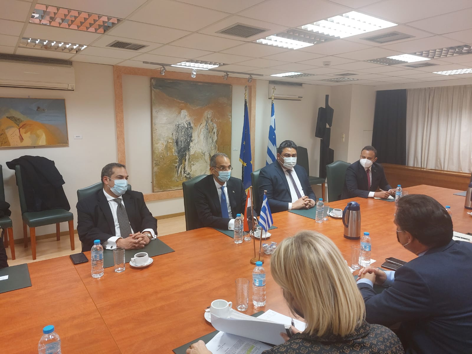 لقاء وزير الاتصالات لبحث التعاون مع الحكومة اليونانية