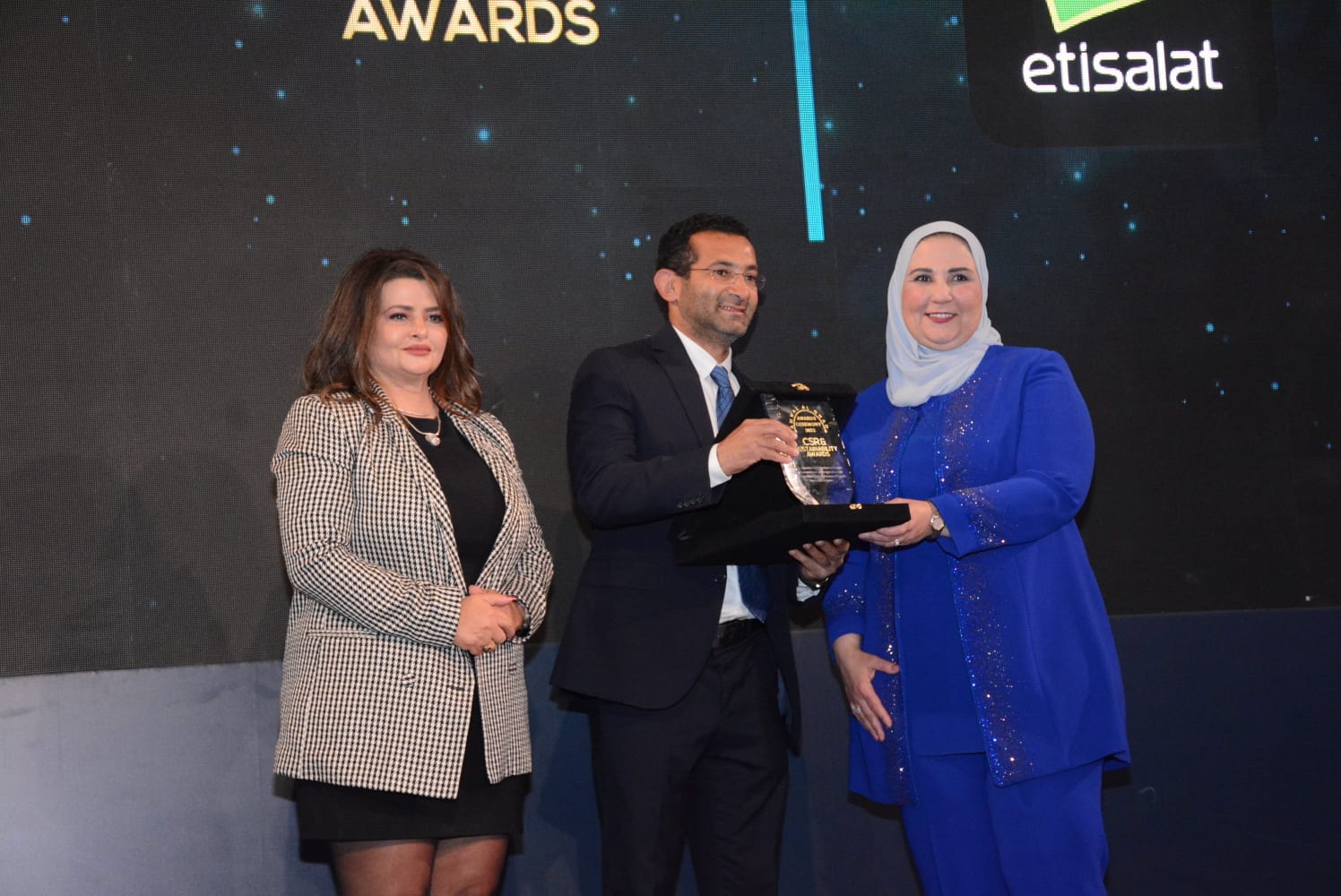 اتصالات مصر تفوز بجائزتين بقمة مصر للأفضل