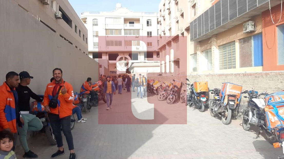 اضراب طياري شركة طلبات