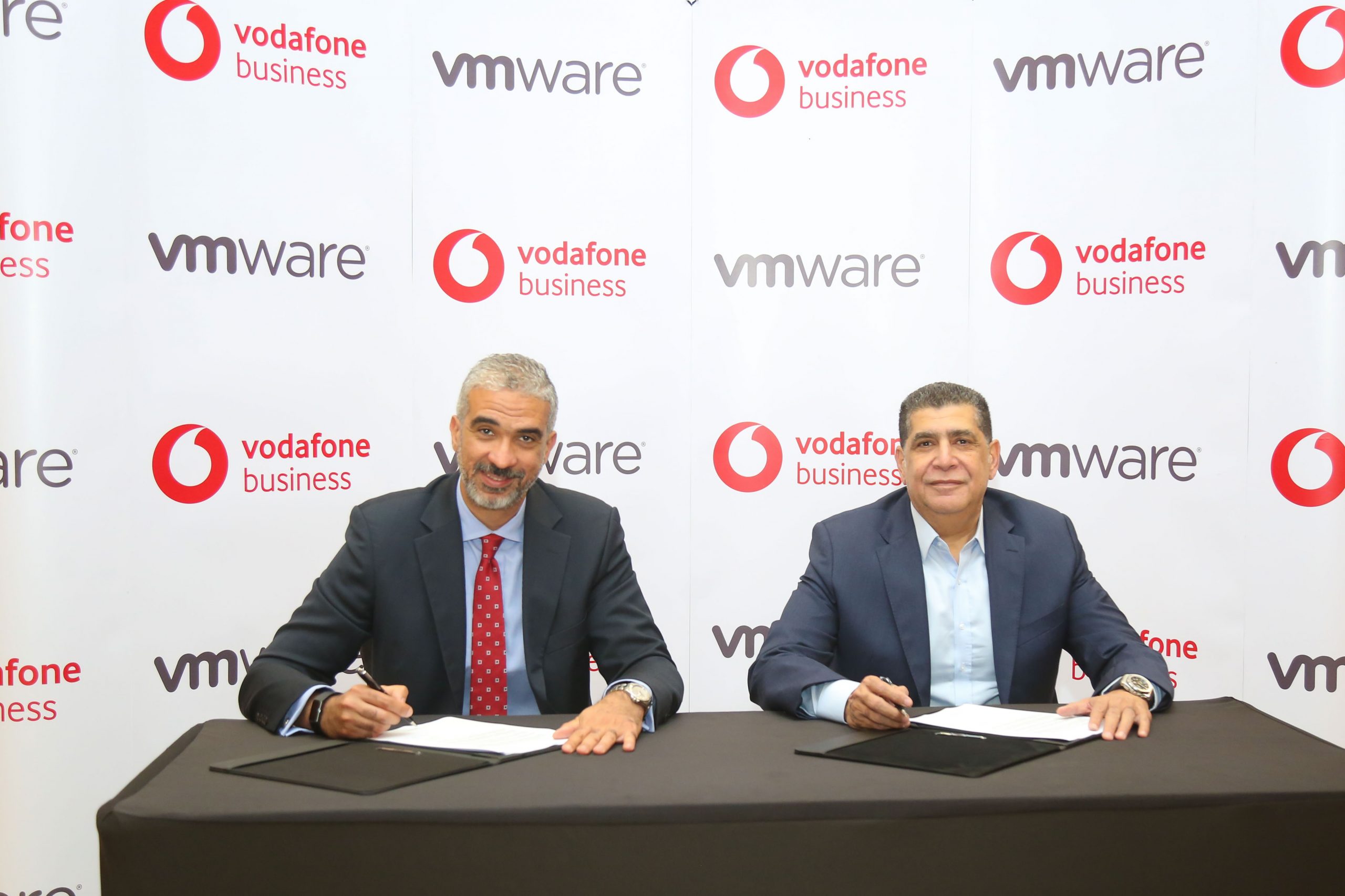 "فودافون مصر" تقدم خدمة SD-WAN لأول مرة في مصر بالتعاون مع شركة VMWARE