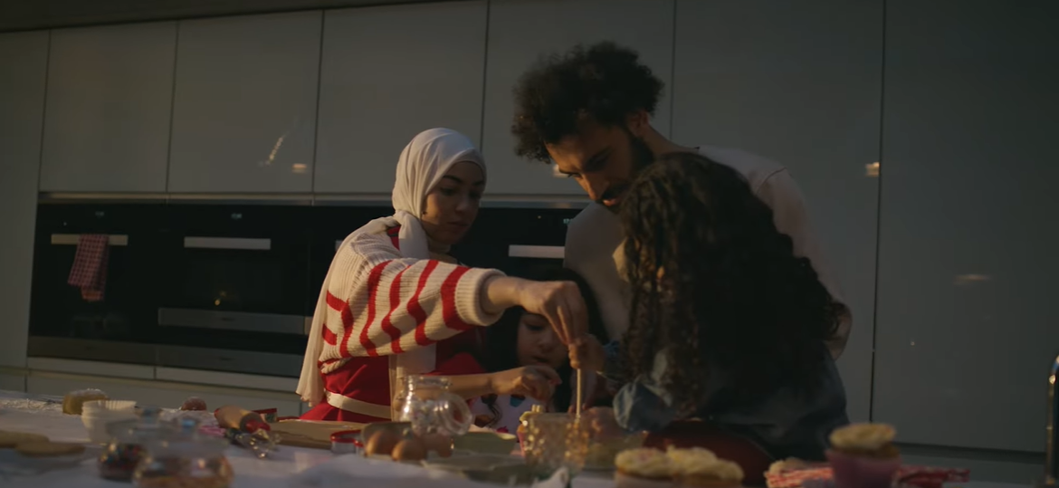 اعلان فودافون رمضان 2023 .. كلمات اغنية شكرا من هنا لبكرة لعمرو دياب