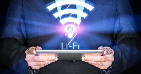 اعتماد معيار جديد لإرسال البيانات عبر الضوء.. ماذا تعني تقنية Li Fi ؟