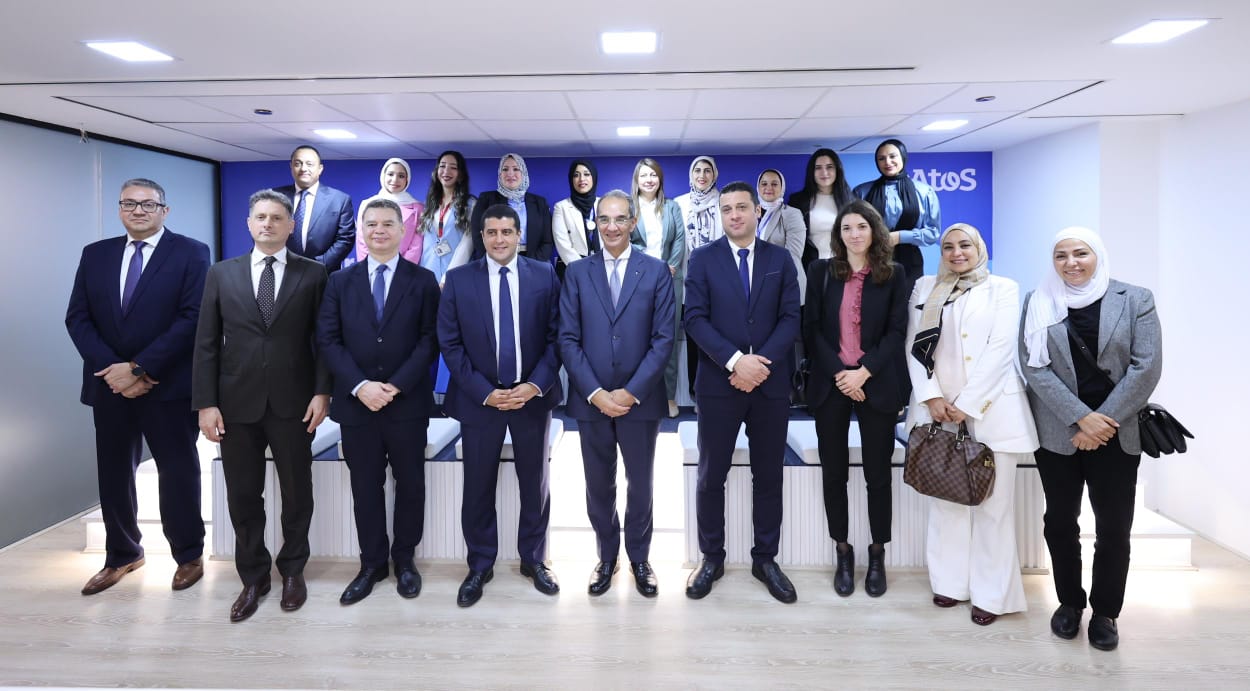 وزير الاتصالات يفتتح مقر شركة أتوس الفرنسية بالقاهرة