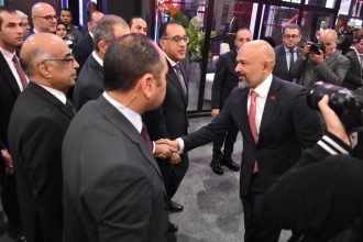 إي آند مصر
