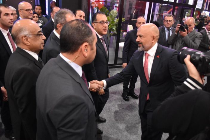 إي آند مصر