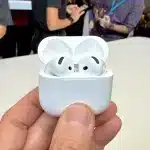 آبل تطلق AirPods 5 بإلغاء ضوضاء نشط وترجمة فورية