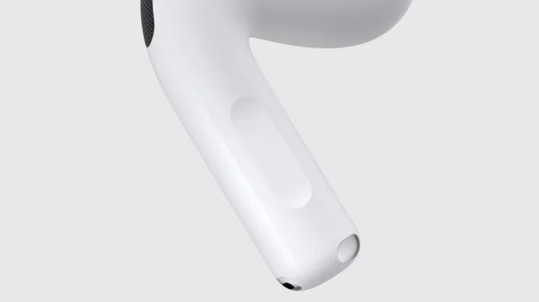 AirPods 5 بعلبة شحن لاسلكي.. آبل تضيف عمر بطارية أطول وتحكمًا بالصوت