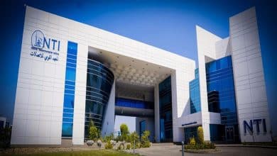 المعهد القومي للاتصالات يطرح إنشاء سحابة وطنية ومقترحًا لقمر صناعي مصري للإنترنت
